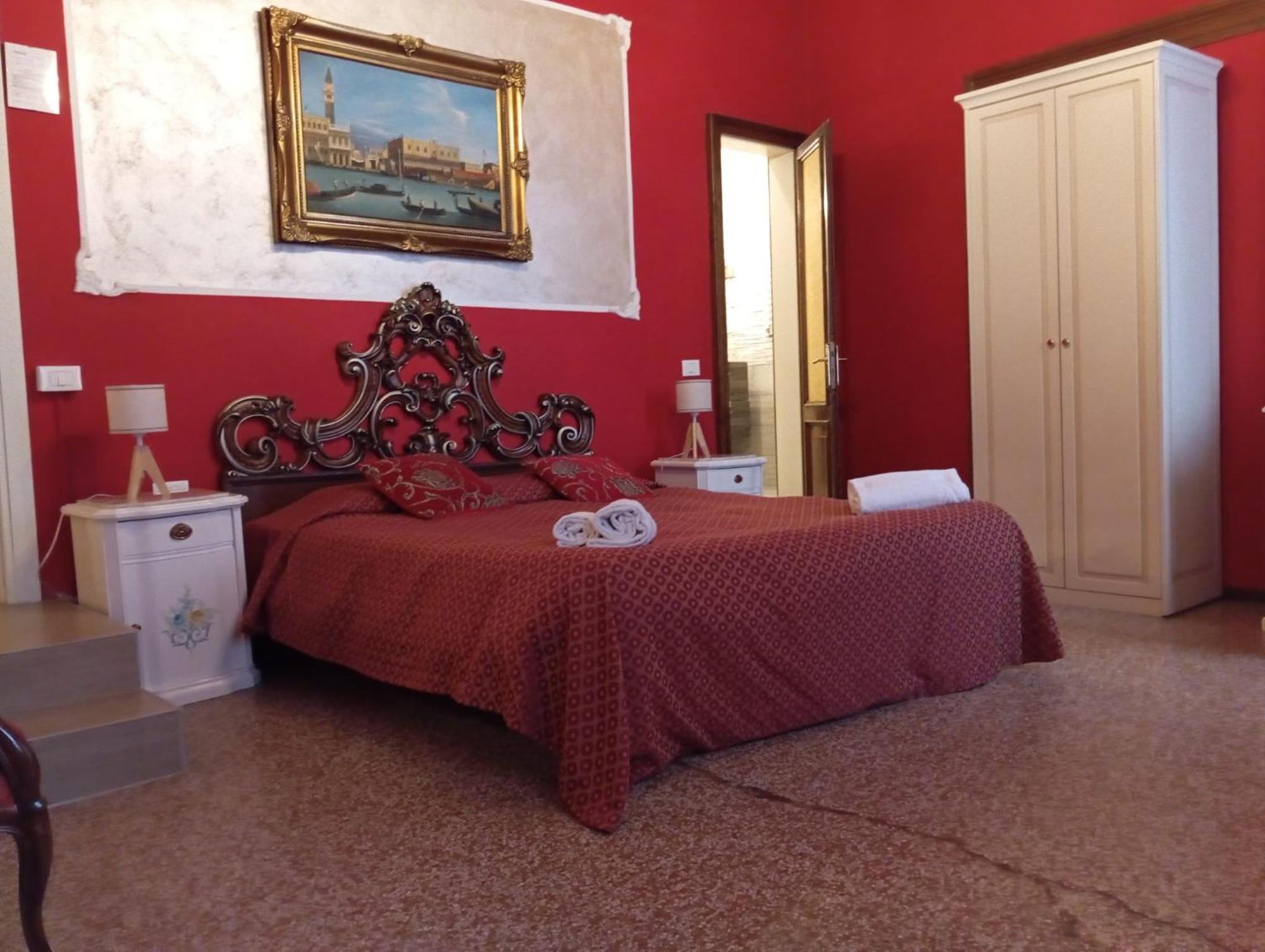 Palazzo Lion Morosini - Check In Presso Locanda Ai Santi Apostoli Venesia Bagian luar foto